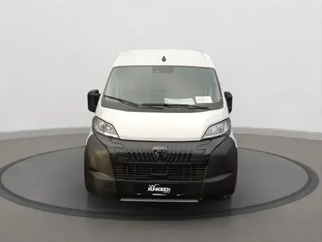 Neu Peugeot Boxer 140 PS (102 kW) 2025 Weiss Van
