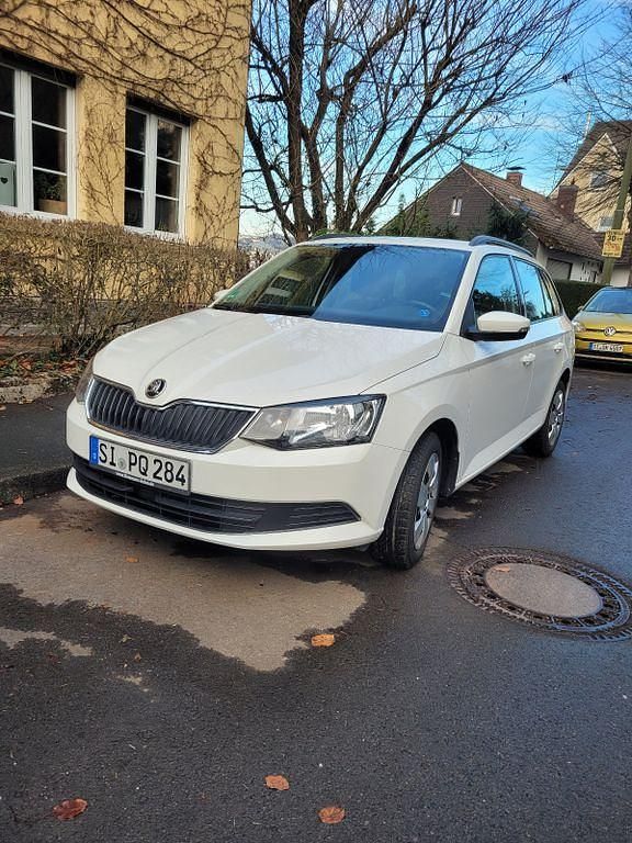 Gebraucht Skoda Fabia Ambition 110 PS (80 kW) 2015 Weiß Kombi