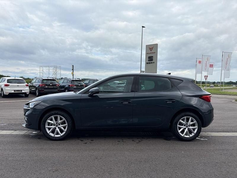 Gebraucht Seat Leon 116 PS (85 kW) 2026 Blau Limousine