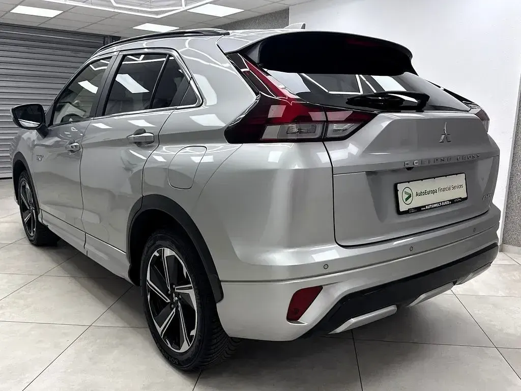 Gebraucht Mitsubishi Eclipse Cross Select 188 PS (138 kW) 2022 Sterlingsilber (metallic) SUV