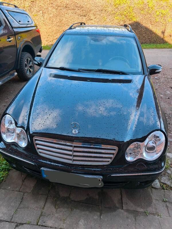 Schwarz Gebraucht 2006 Mercedes C200 Kombi | 3.300 € (Fairer Preis) - Bild 1/4