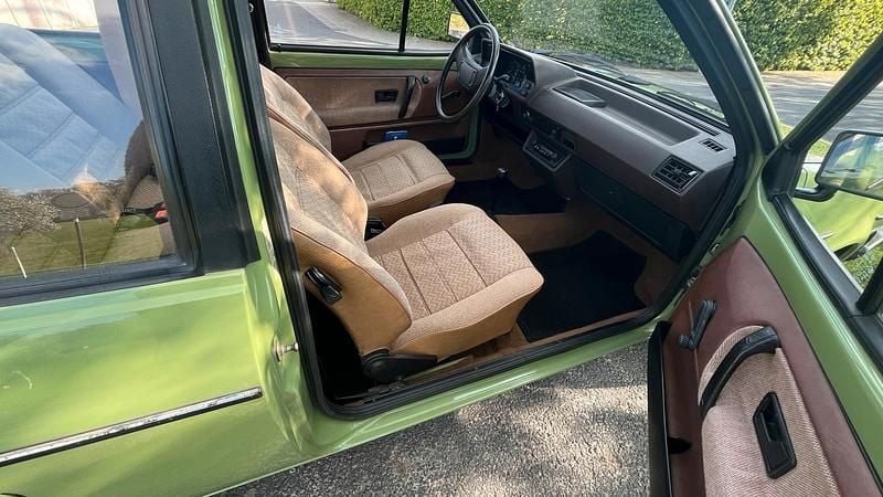 Second-hand VW Derby 60 CP (44 kW) 1982 Verde Berlinǎ