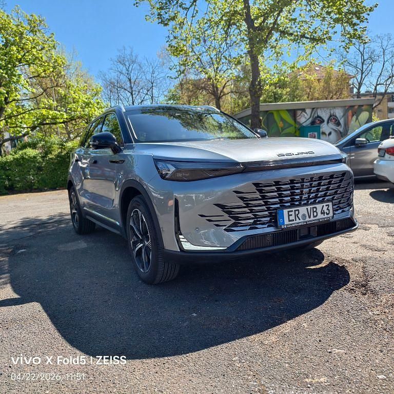 Używany Baic X75 177 KM (130 kW) 2024 Szary SUV