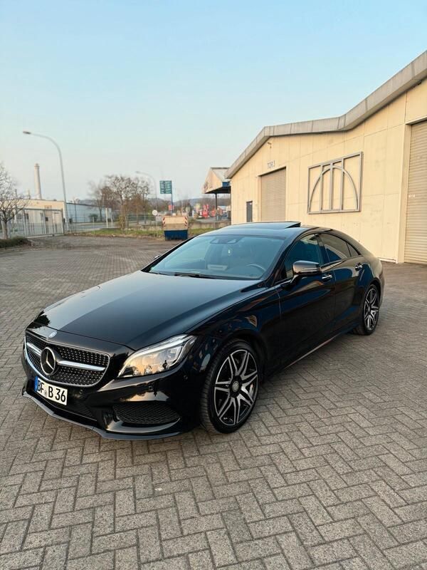 Schwarz Gebraucht 2016 Mercedes CLS500 AMG line Coupé | 49.999 € - Bild 1/4