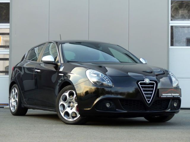 Gebraucht Alfa Romeo Giulietta 235 PS (172 kW) 2012 Schwarz Kleinwagen