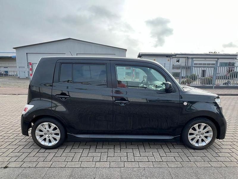 Schwarz Gebraucht 2008 Daihatsu Materia Van / Kleinbus | 2.700 € (Fairer Preis) - Bild 1/4