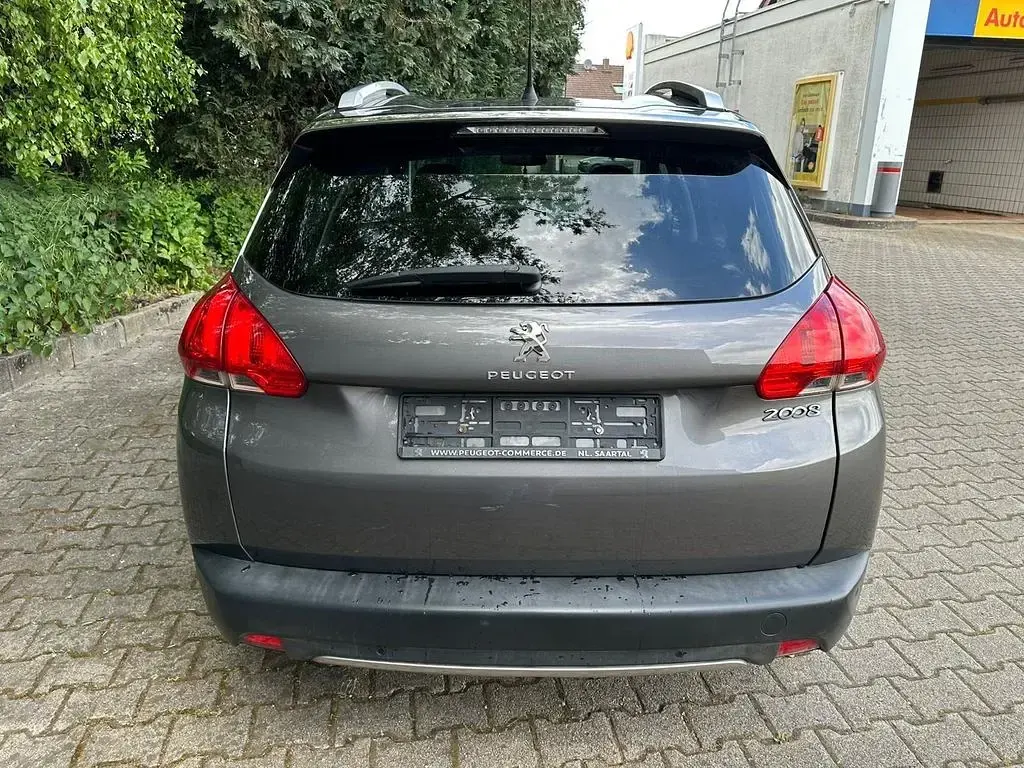 Gebraucht Peugeot 2008 Style 82 PS (60 kW) 2015 Braun SUV