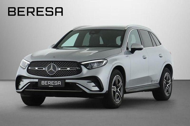 Silber Gebraucht 2025 Mercedes GLC220 AMG SUV | 59.550 € (Superpreis) - Bild 1/4