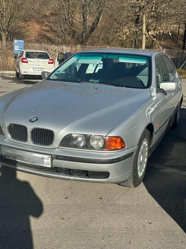 Gebraucht BMW 520 150 PS (110 kW) 1998 Grau Limousine