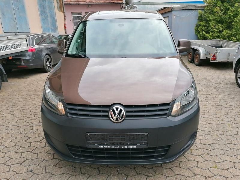 Braun Gebraucht 2012 VW Caddy Life Van / Kleinbus | 5.350 € (Guter Preis) - Bild 1/4