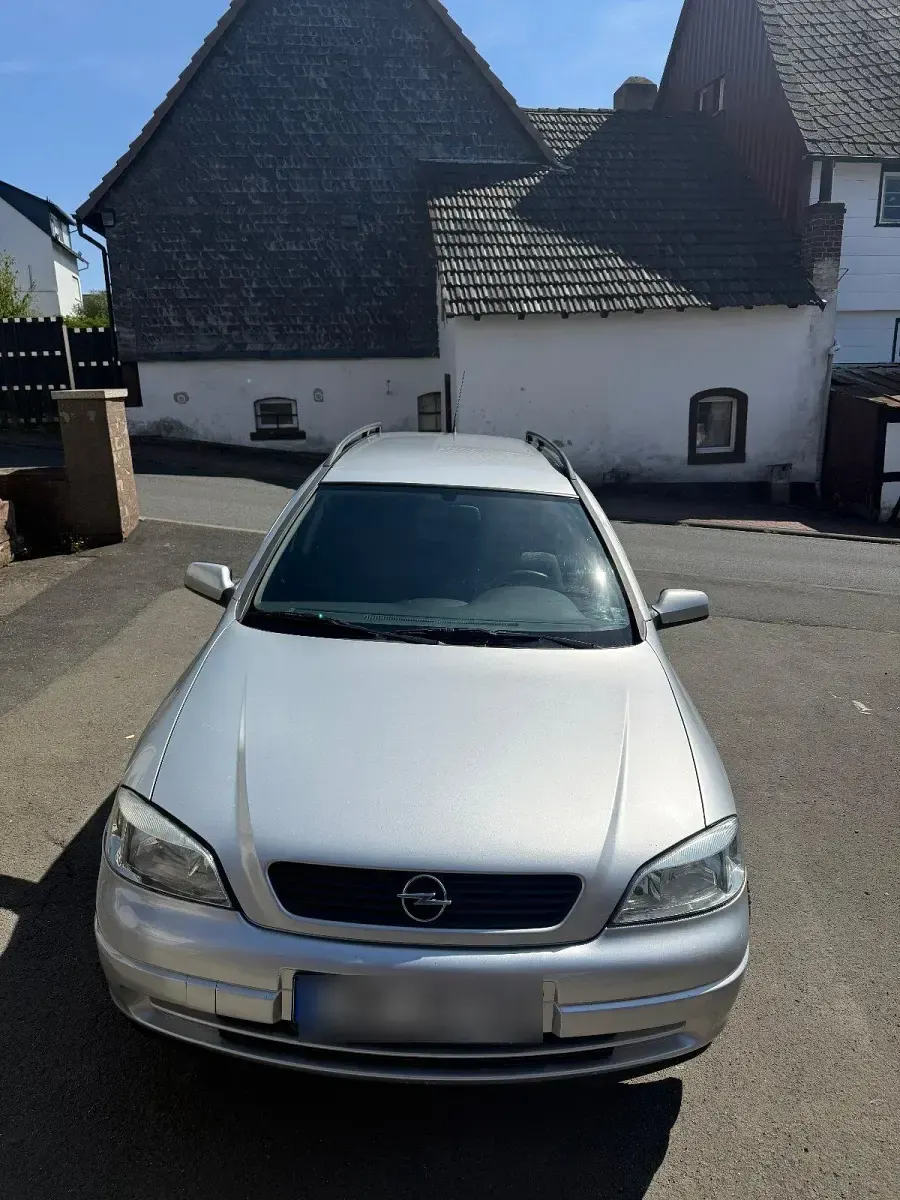 Gebraucht Opel Astra 116 PS (85 kW) 1999 Silber Kombi