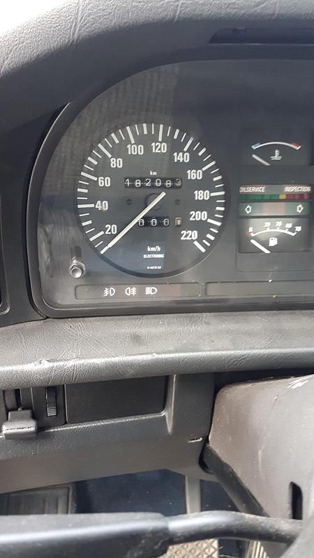 Gebraucht BMW 525 Basis 129 PS (94 kW) 1983 Blau Limousine