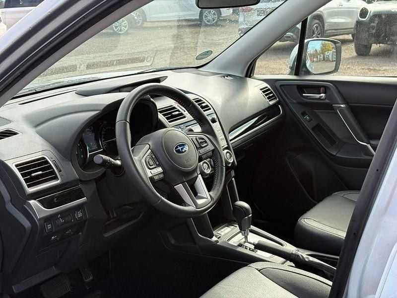 Gebraucht Subaru Forester Platinum 150 PS (110 kW) 2017 Silber SUV