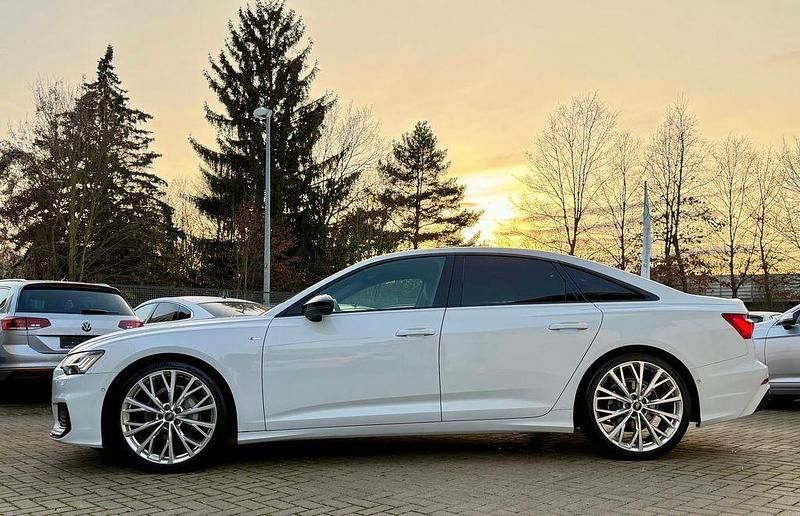 Gebraucht Audi A6 S-line plus 163 PS (119 kW) 2021 Gletscherweiß metallic Limousine