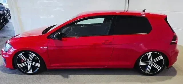Gebraucht VW Golf VII GTI 230 PS (169 kW) 2016 Rot Limousine
