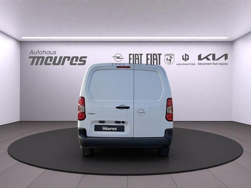 Neu Opel Combo Edition 102 PS (75 kW) 2025 Weiss Van / Kleinbus