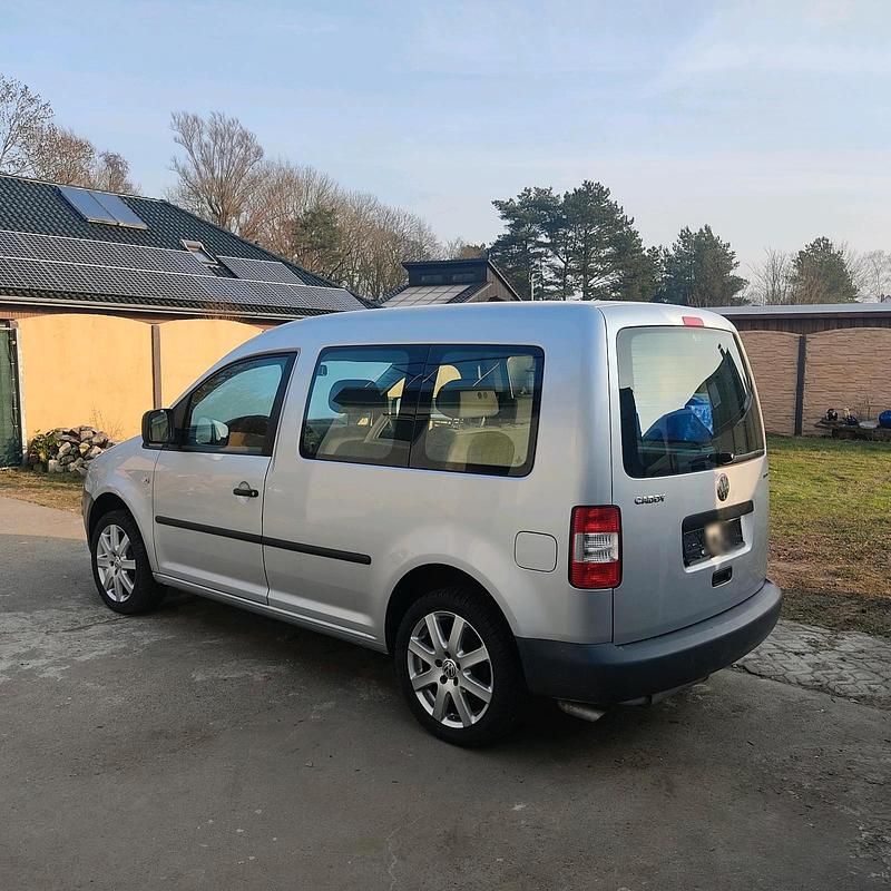 Gebraucht VW Caddy 109 PS (80 kW) 2009 Silber Van / Kleinbus