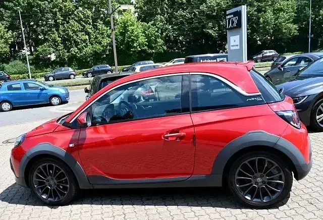 Gebraucht Opel Adam Rocks 155 PS (114 kW) 2016 Rot Kleinwagen