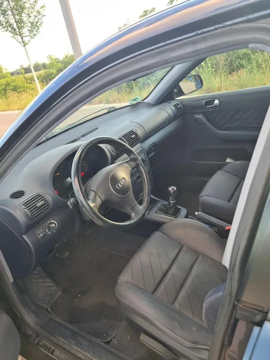 Gebraucht Audi A3 101 PS (74 kW) 2003 Blau Kleinwagen