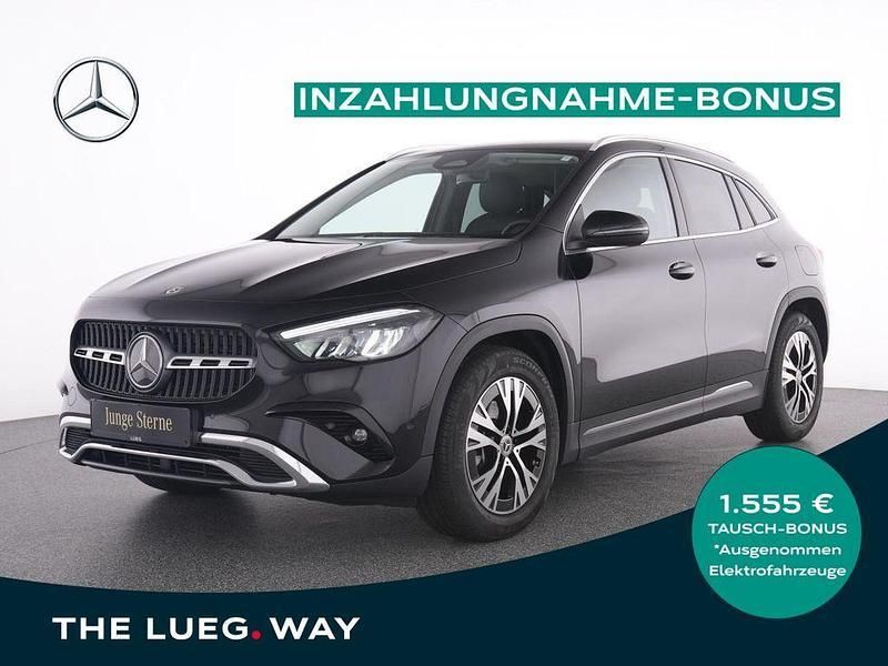 Metalliclack kosmosschwarz Gebraucht 2024 Mercedes GLA180 Progressive SUV | 35.685 € (Fairer Preis) - Bild 1/4