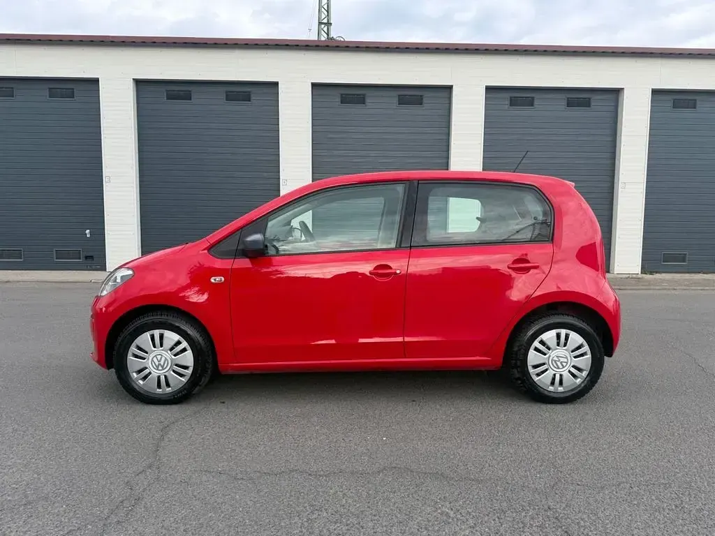 Usado VW up! 60 HP (44 kW) 2015 Vermelho Citadino