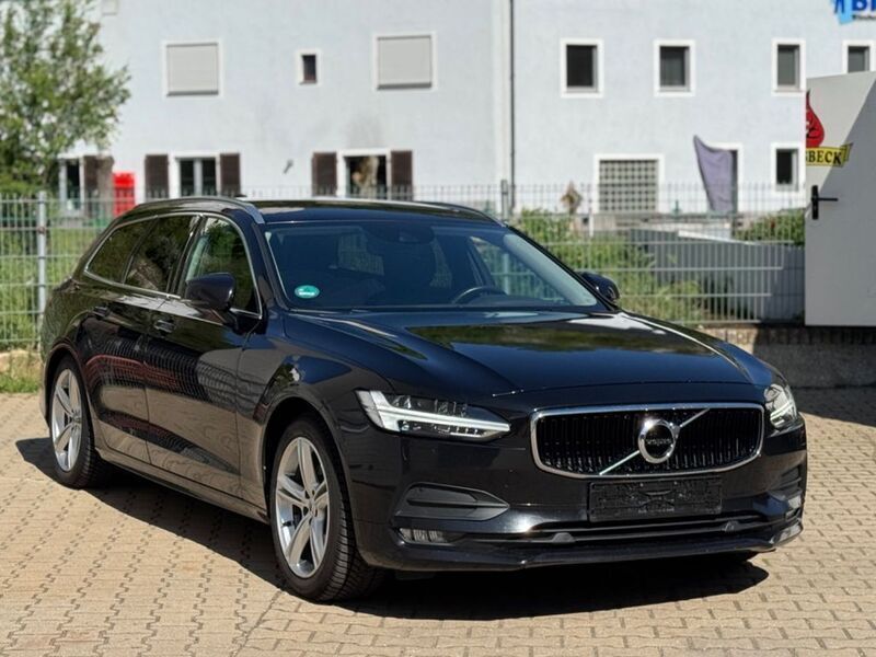 Schwarz Gebraucht 2019 Volvo V90 Momentum Kombi | 16.950 € (Superpreis) - Bild 1/4