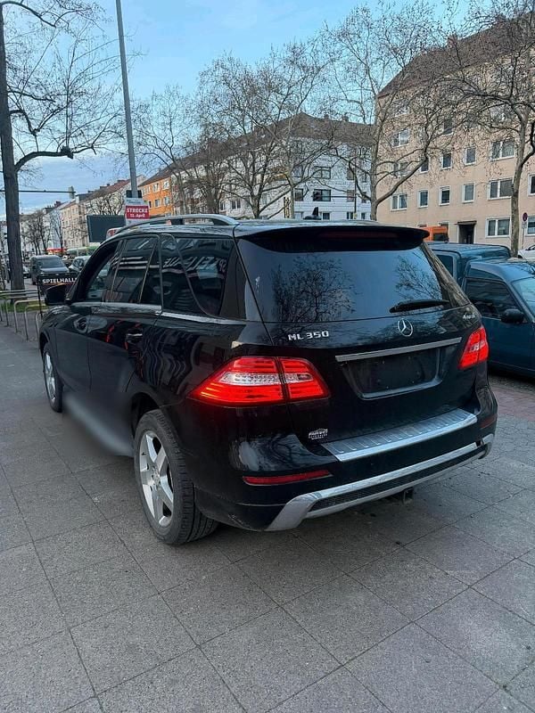 Gebraucht Mercedes ML350 306 PS (225 kW) 2014 Schwarz SUV