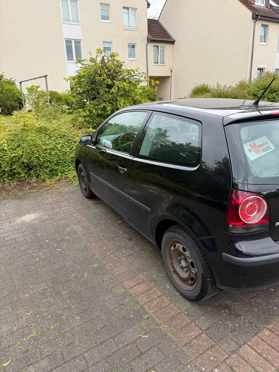 Gebraucht VW Polo 60 PS (44 kW) 2008 Schwarz Kleinwagen