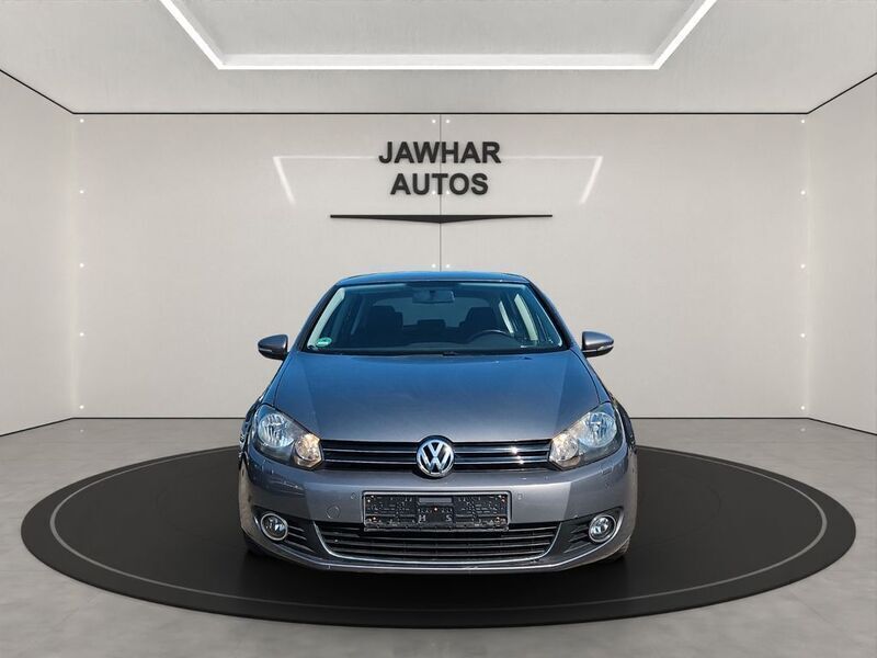 Grau Gebraucht 2009 VW Golf VI Highline Limousine | 7.490 € (Etwas zu teuer) - Bild 1/4