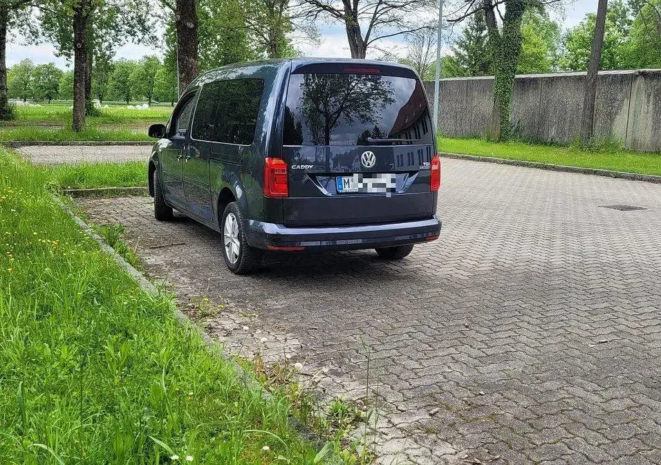 Gebraucht VW Caddy 116 PS (85 kW) 2016 Blau Van / Kleinbus