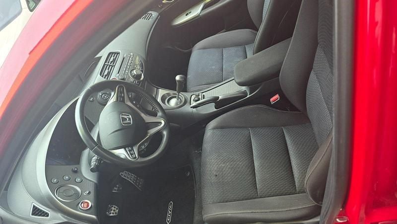 Gebraucht Honda Civic 140 PS (102 kW) 2009 Rot Limousine