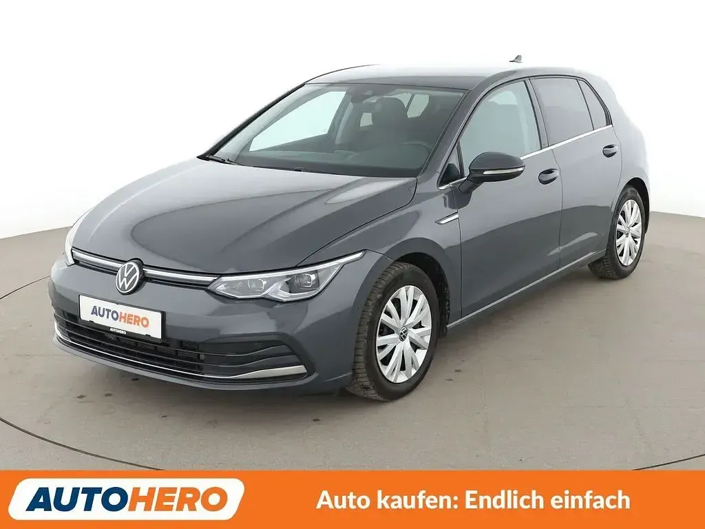 Gebraucht VW Golf VIII Style 150 PS (110 kW) 2022 Limousine