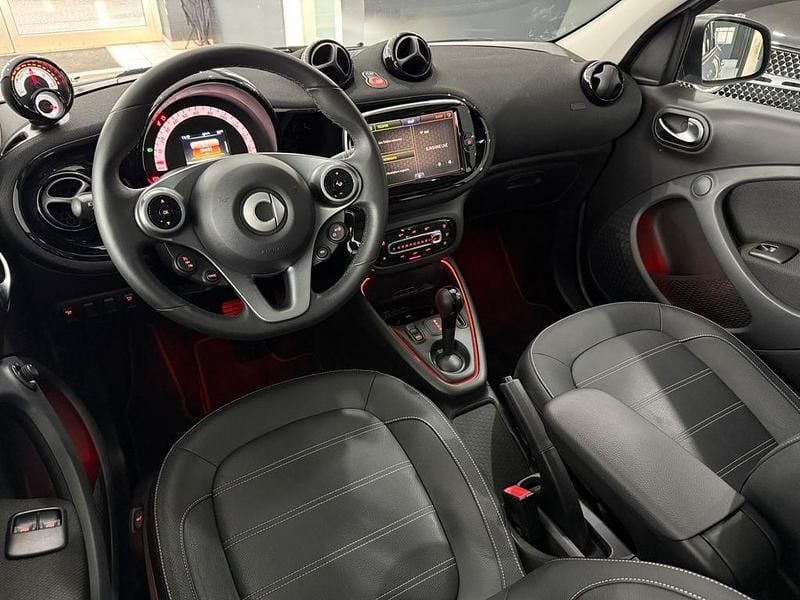 Gebraucht Smart ForFour Electric Drive 60 kW (82 PS) 2022 Silber Limousine