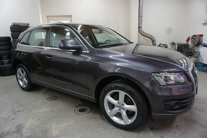Grau Gebraucht 2010 Audi Q5 S-Line SUV | 15.990 € (Etwas zu teuer) - Bild 1/4