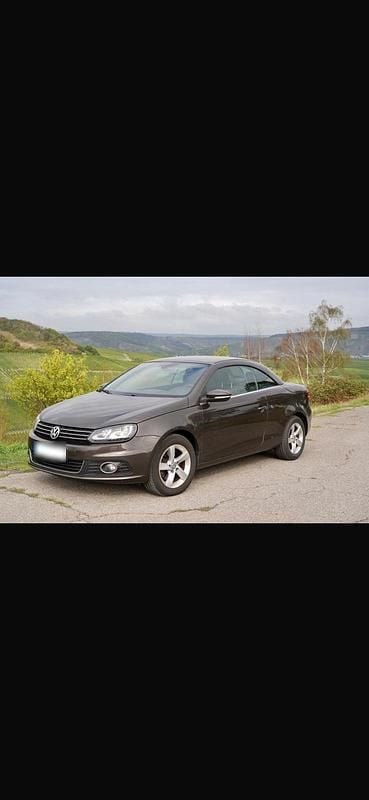 Gebraucht VW Eos 140 PS (102 kW) 2011 Braun Cabrio