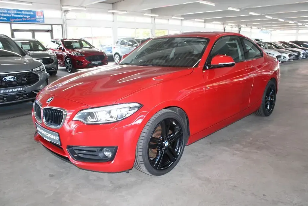 Gebraucht BMW 220 Advantage 190 PS (139 kW) 2017 Rot Coupé