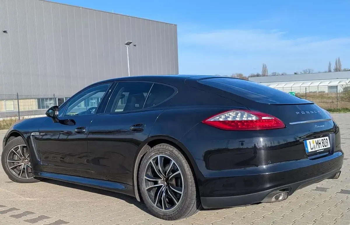 Gebraucht Porsche Panamera Diesel Platinum Edition 250 PS (183 kW) 2012 Kleinwagen