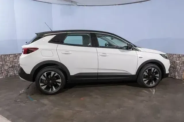 Gebraucht Opel Grandland X Innovation 131 PS (96 kW) 2020 Blanc banquise (509c) SUV