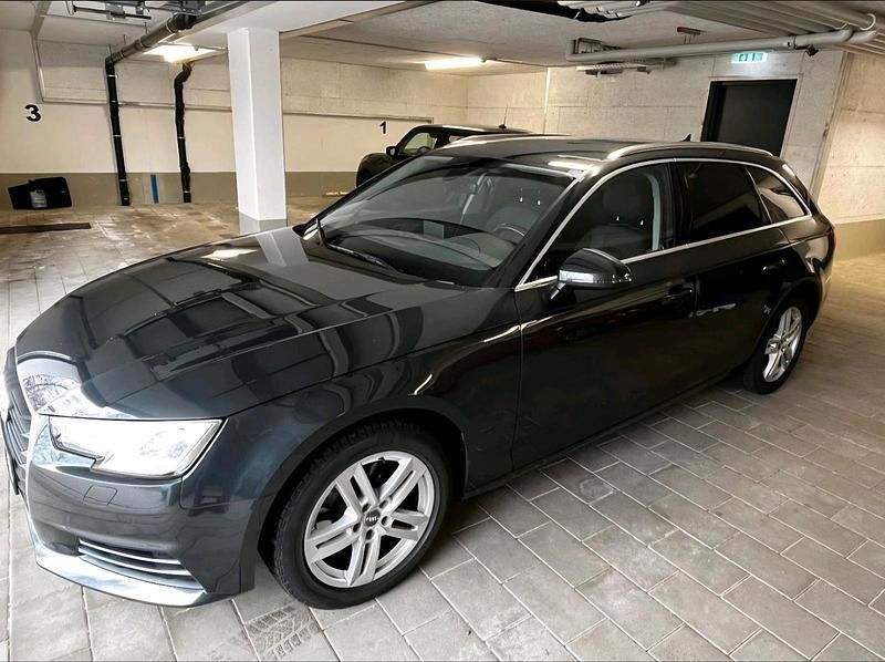 Gebraucht Audi A4 150 PS (110 kW) 2016 Grau Kombi
