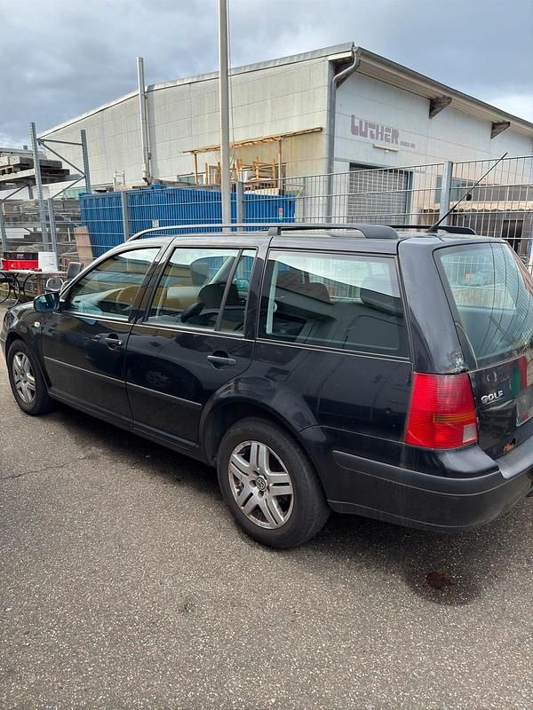 Gebraucht VW Golf IV 101 PS (74 kW) 2002 Schwarz Kombi