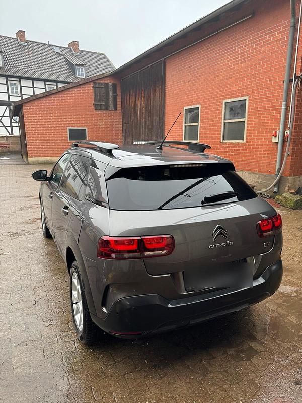 Gebraucht Citroën C4 131 PS (96 kW) 2019 Grau SUV