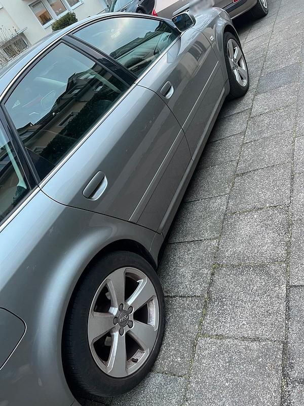 Usata Audi A6 170 CV (125 kW) 2003 Argento Berlina