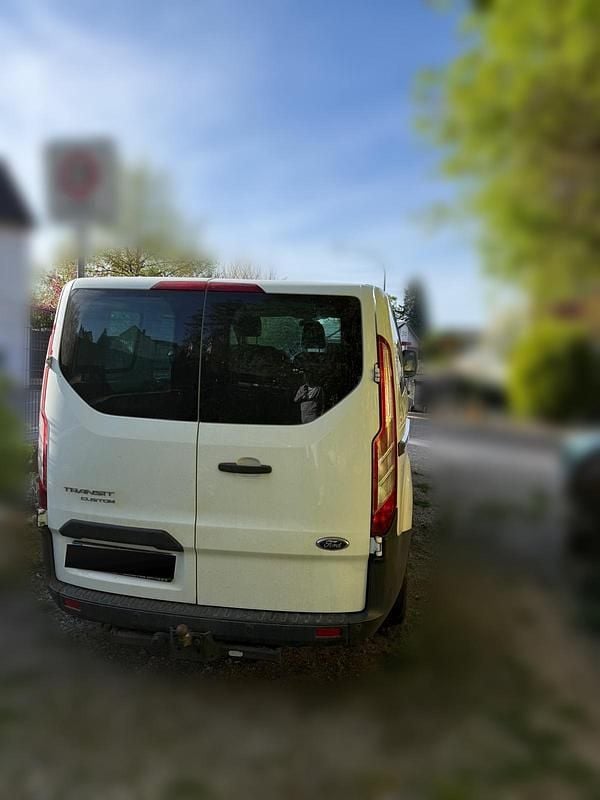 Second-hand Ford Transit Custom 131 CP (96 kW) 2016 Alb Monovolum