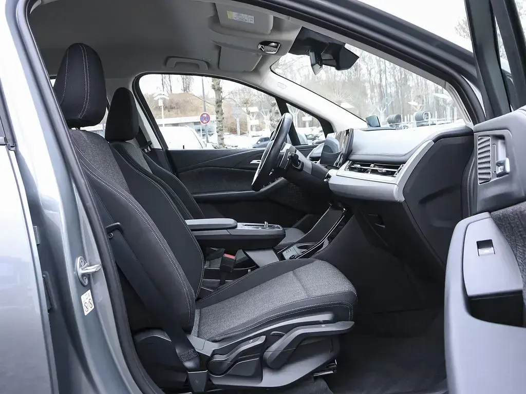 Gebraucht BMW 225 Active Tourer Efficient Dynamics 245 PS (180 kW) 2023 Grau Van / Kleinbus