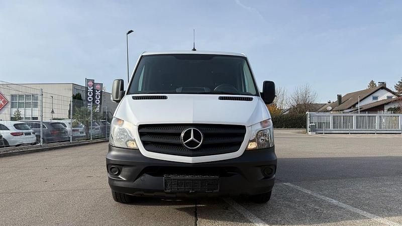 Weiß Gebraucht 2018 Mercedes Sprinter Van | 15.400 € (Fairer Preis) - Bild 1/4