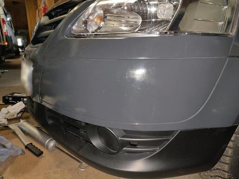 Gebraucht VW Fox 55 PS (40 kW) 2010 Grau Kleinwagen