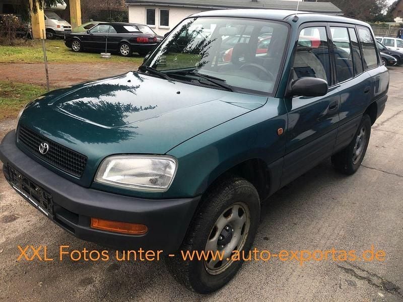 Gebraucht Toyota RAV4 129 PS (94 kW) 1996 Dunkelgruen (metallic) SUV