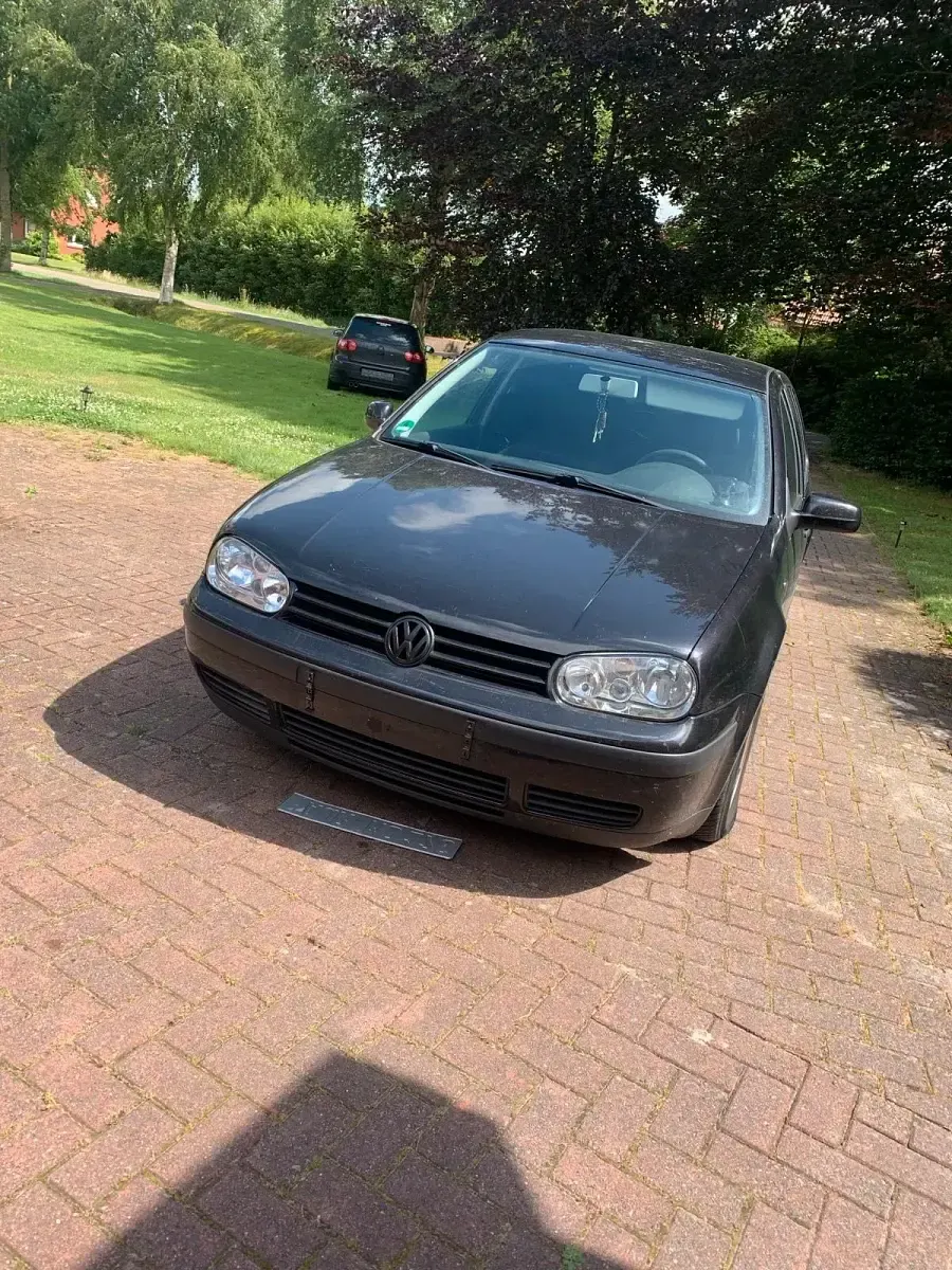 Gebraucht VW Golf III 75 PS (55 kW) 1999 Schwarz Limousine