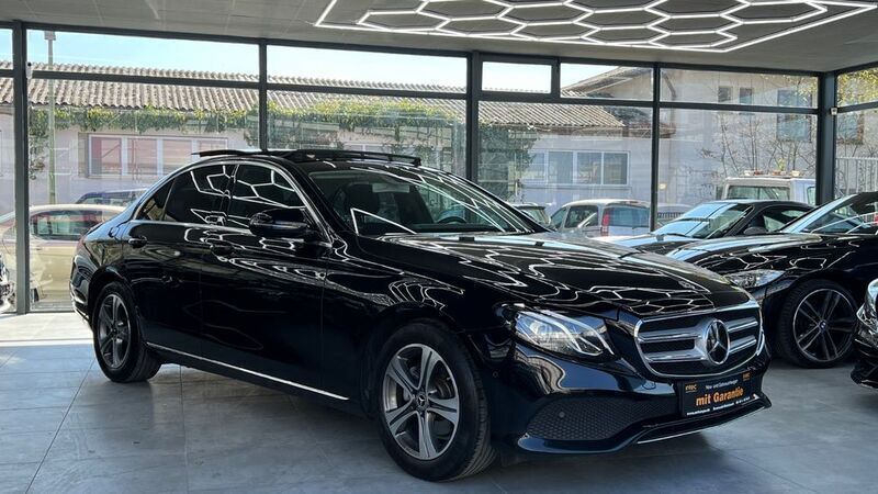 Gebraucht Mercedes E200 Avantgarde 184 PS (135 kW) 2018 Schwarz Limousine