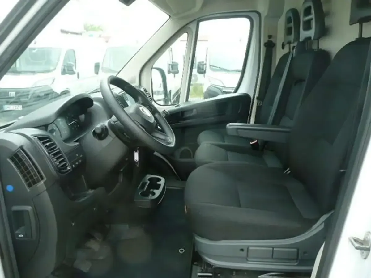 Gebraucht Fiat Ducato 120 PS (88 kW) 2023 Colore esterno (weiss (pastell Van
